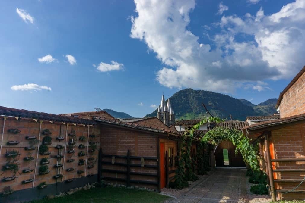 Hotel Kantarrana view of cathedral from entrance