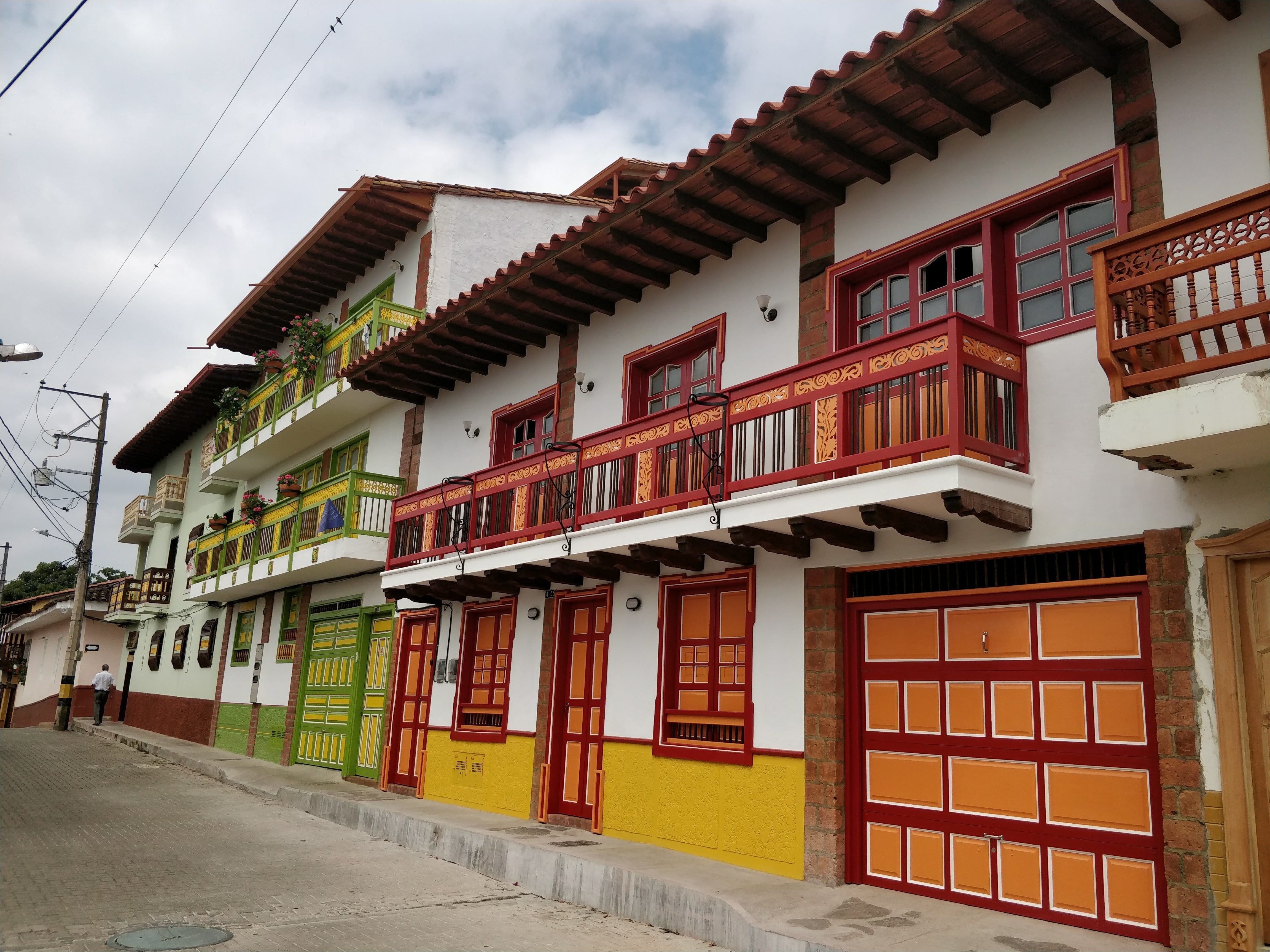 colored houses of Jerico Colombia