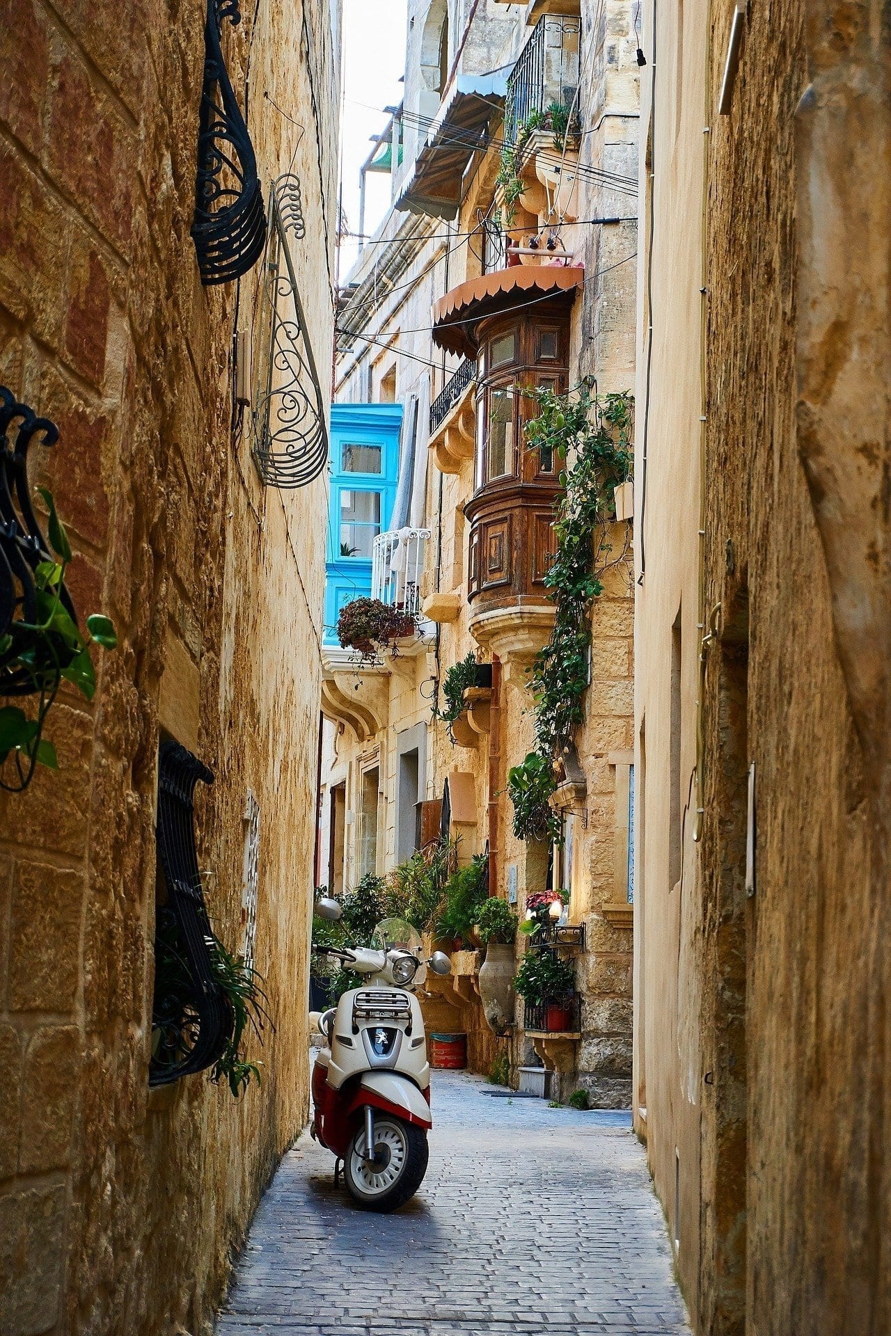 The interesting streets for sightseeing for malta sightseeing