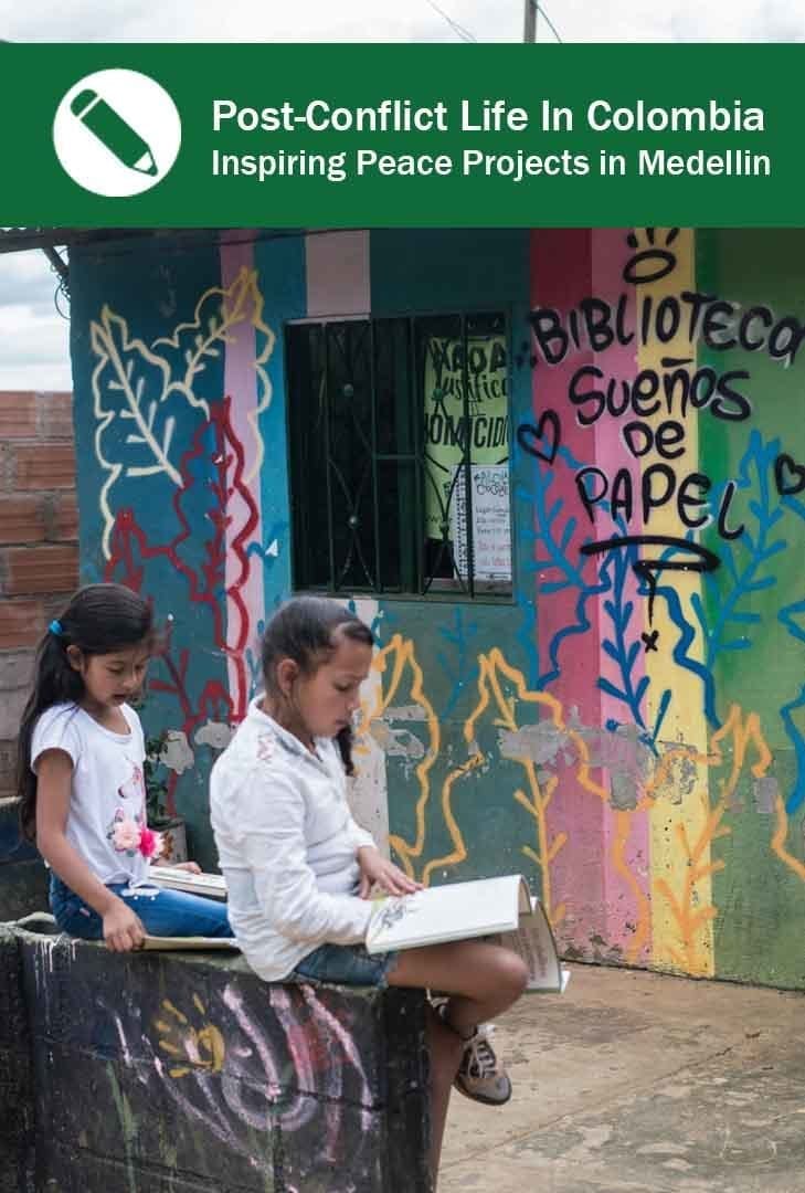 Life in Colombia - children at suenos de papel