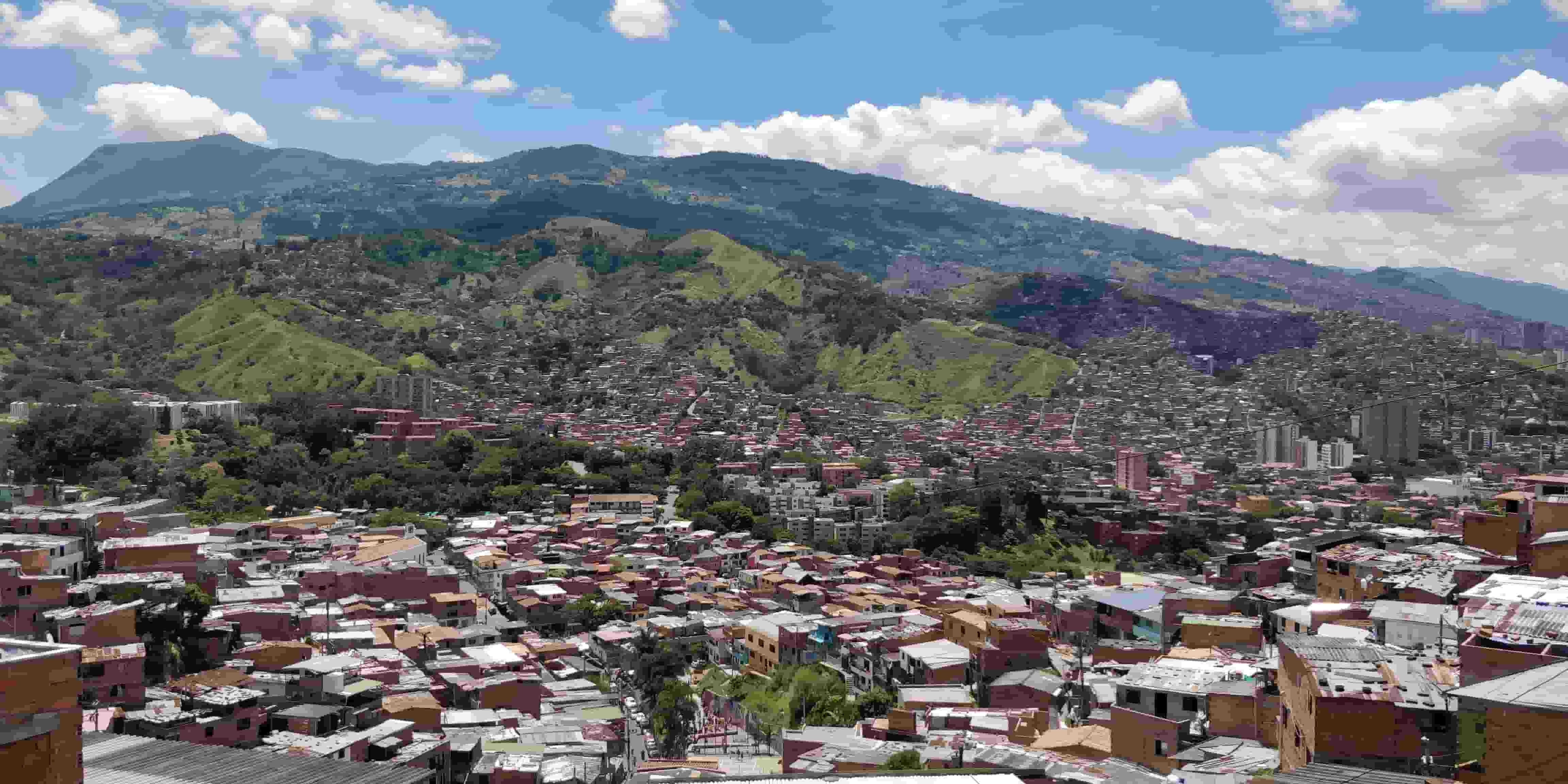 Incredible view of San Javier - comuna 13 barrio from the top